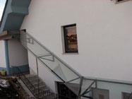 nadstrešek
